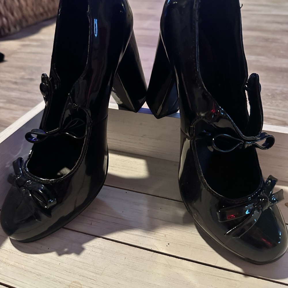 Party City Patten Black Mary-Jane’s platform Shoes